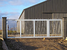 Création et pose de portails et portillons en Moselle